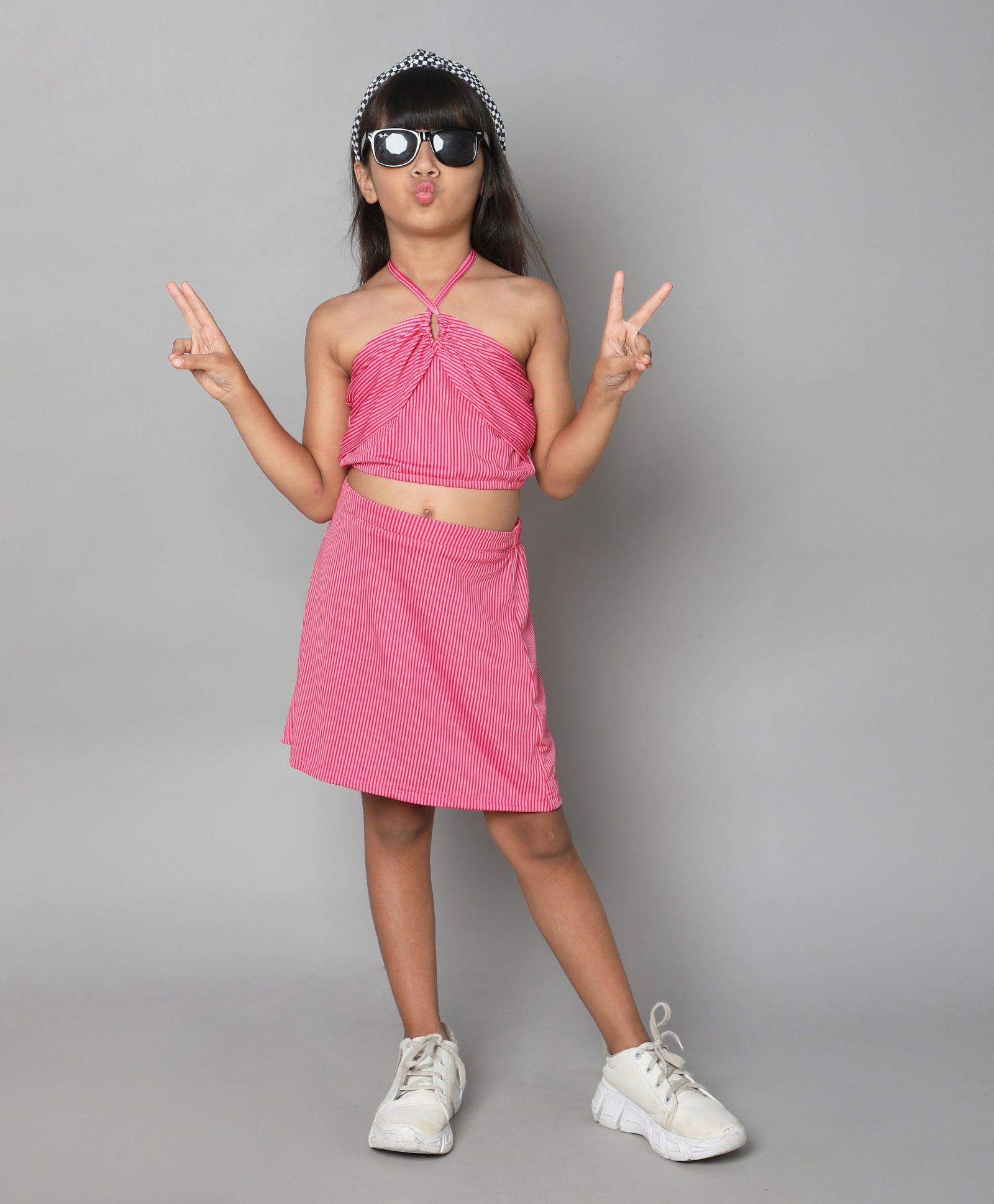 crop top tweens in short dresses crop top tweens in short dresses