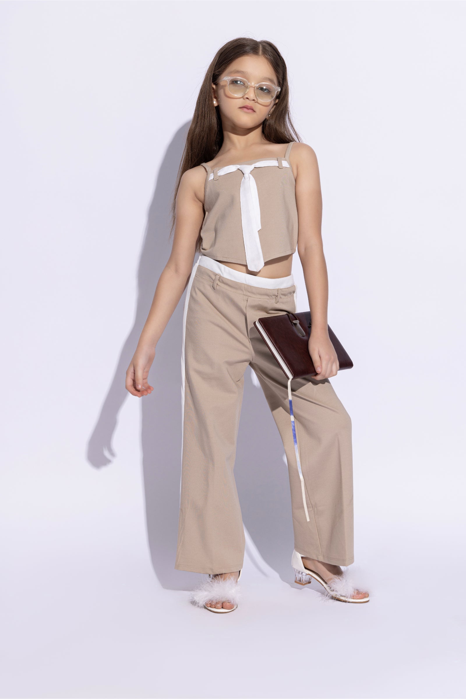 sleeveless tie detail crop top and Double waist patch detail pant set-Beige & white