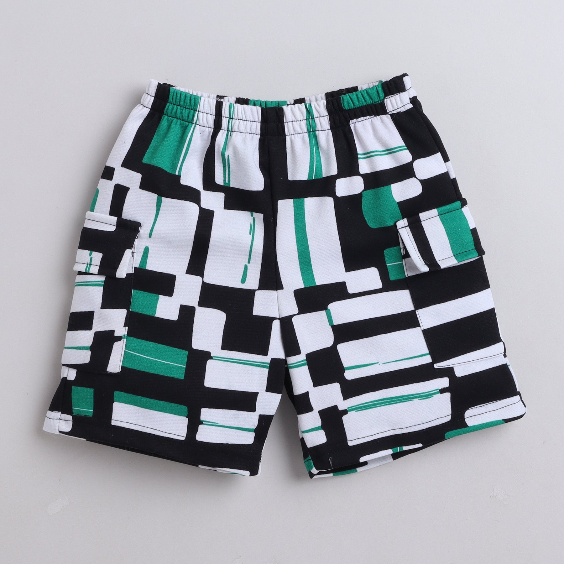 Taffykids Geometrical printed Oversized tee and Shorts co-ord set with Waist bag-Green/Black