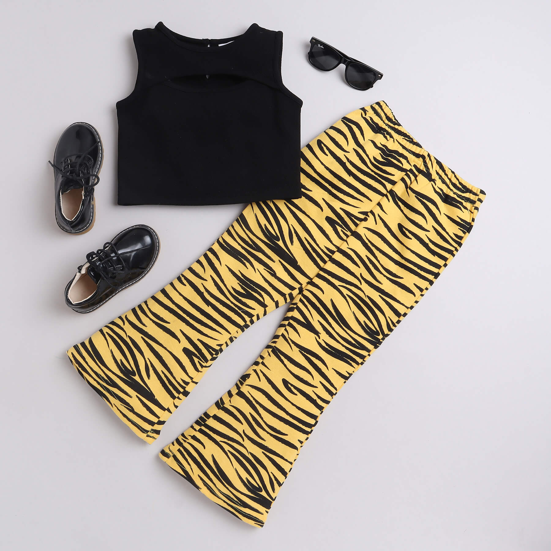 Shop Solid Sleeveless Key Hole Detail Crop Top And Animal Printed Pant Set-Black/Yellow Online