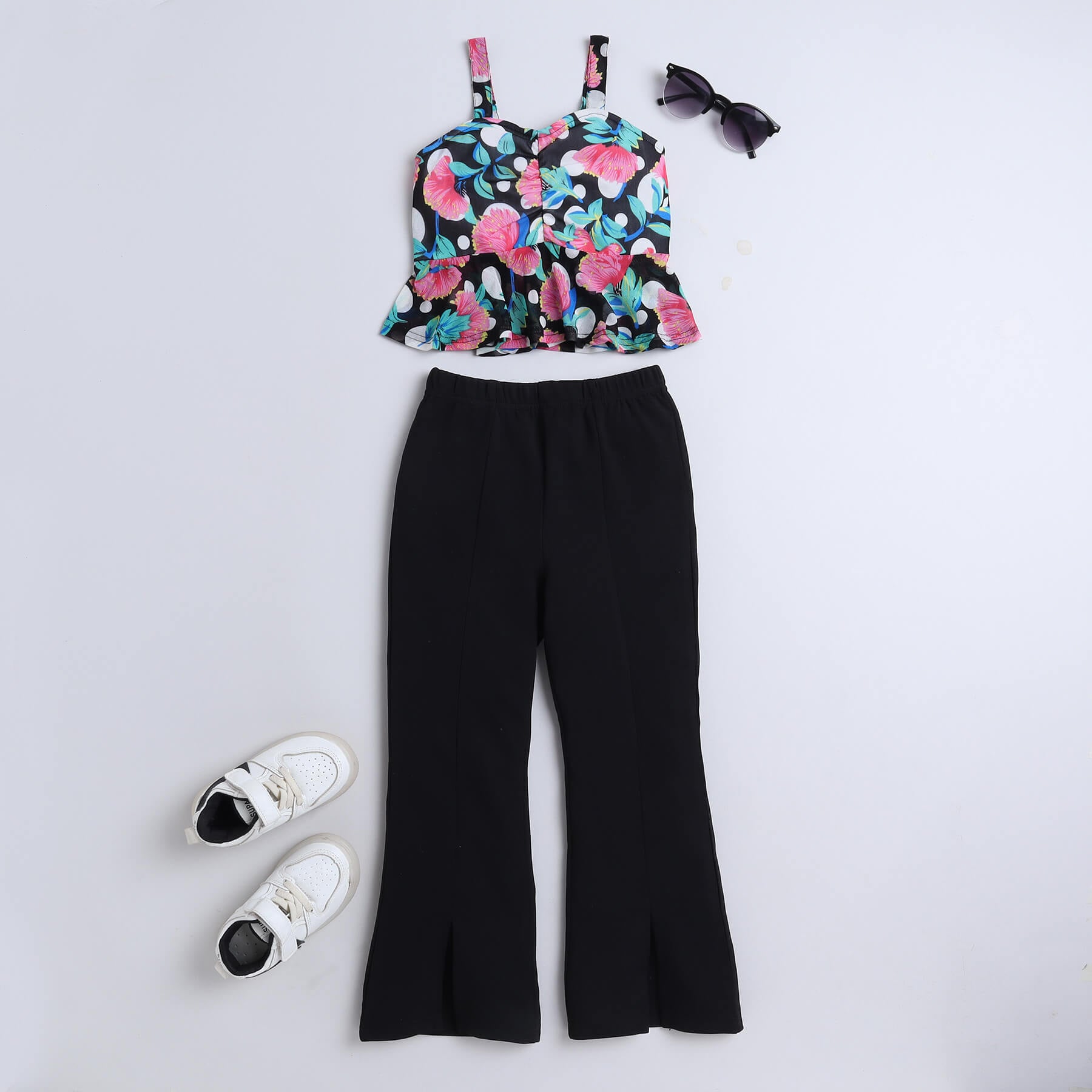 Taffykids floral printed front ruched peplum top with solid front slit bell bottom pant set-Black/Multi