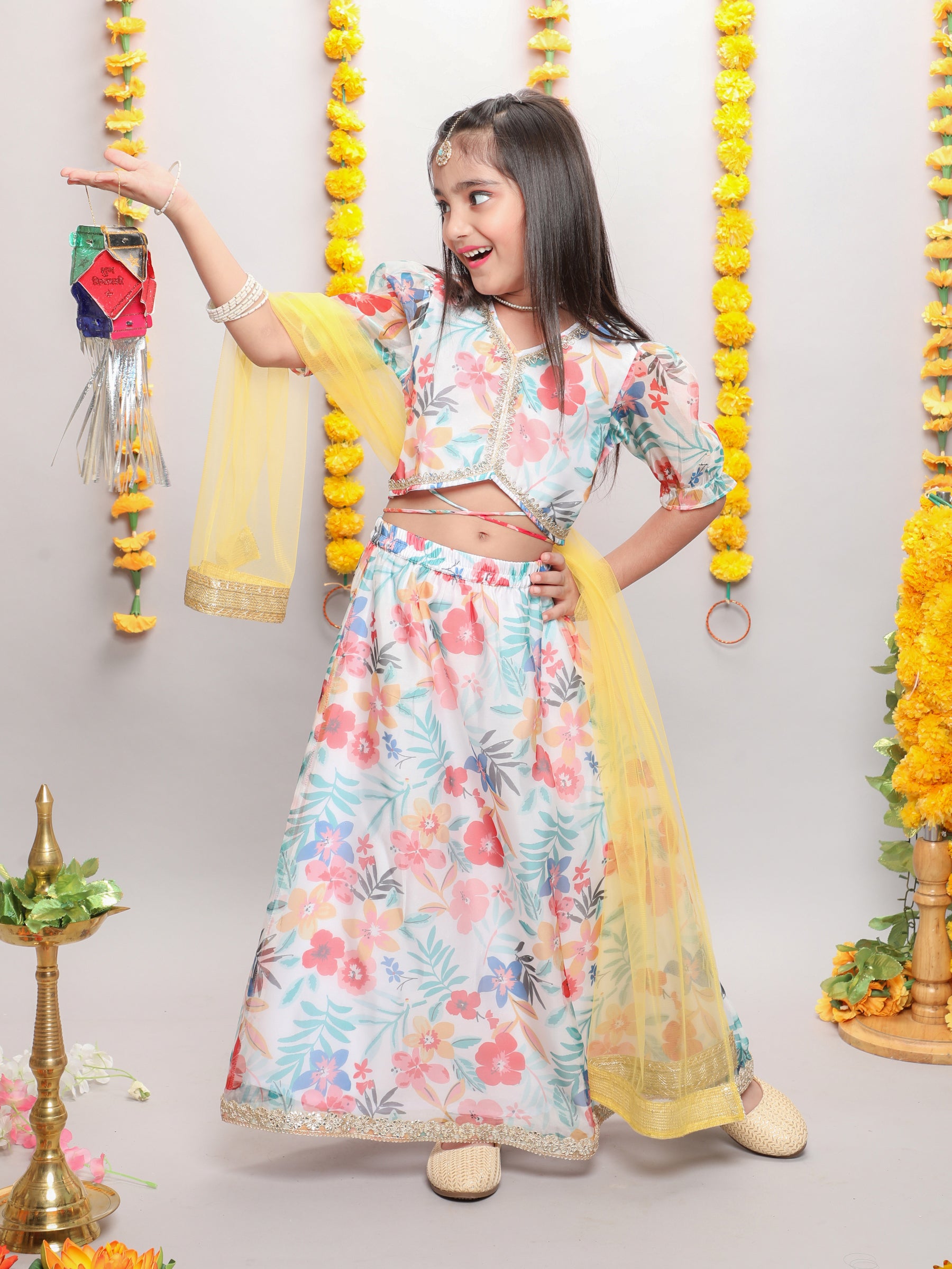 floral printed ethnic one shoulder choli and lehenga set with dupatta-white/Yellow