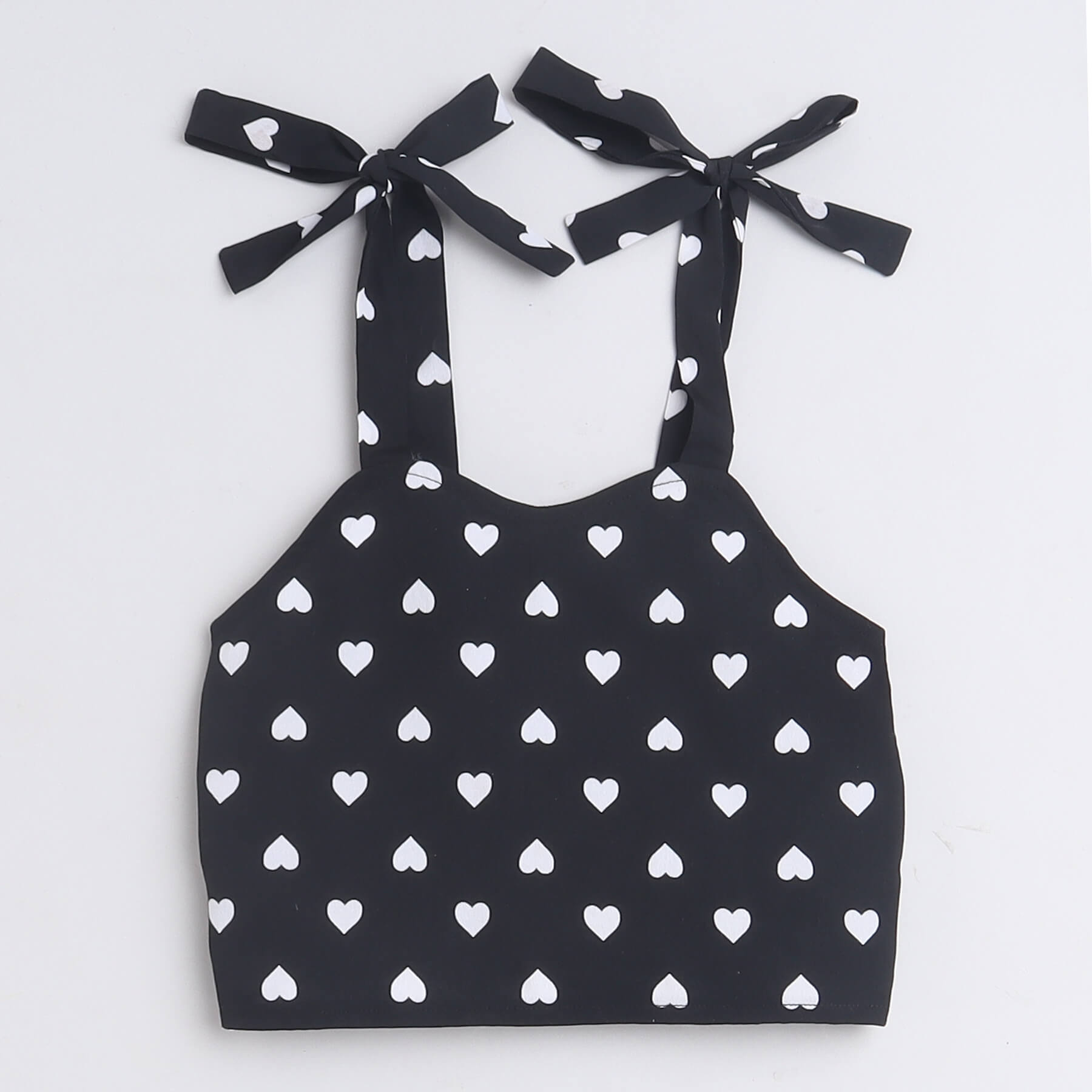 Shop Heart Printed Shoulder Tie-Up Crop Top With Solid Zip Detail Skort Set-Black/Pink Online