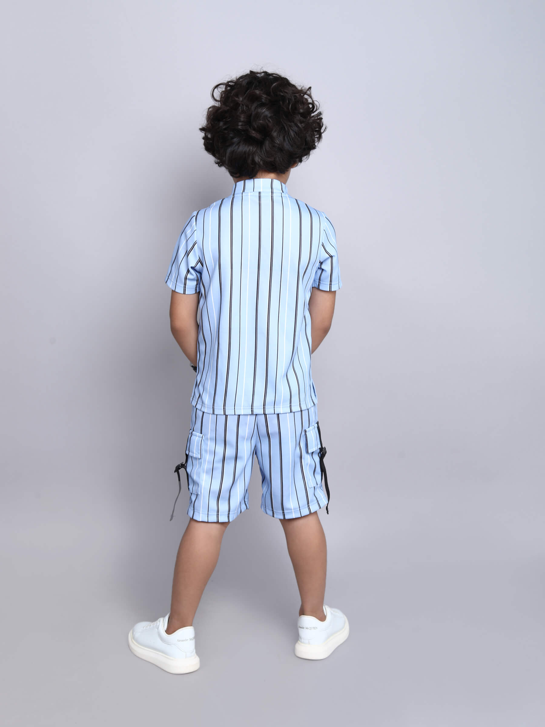 stripes printed half sleeves Zip up tee with matching tape detail cargo shorts set-Blue/Multi