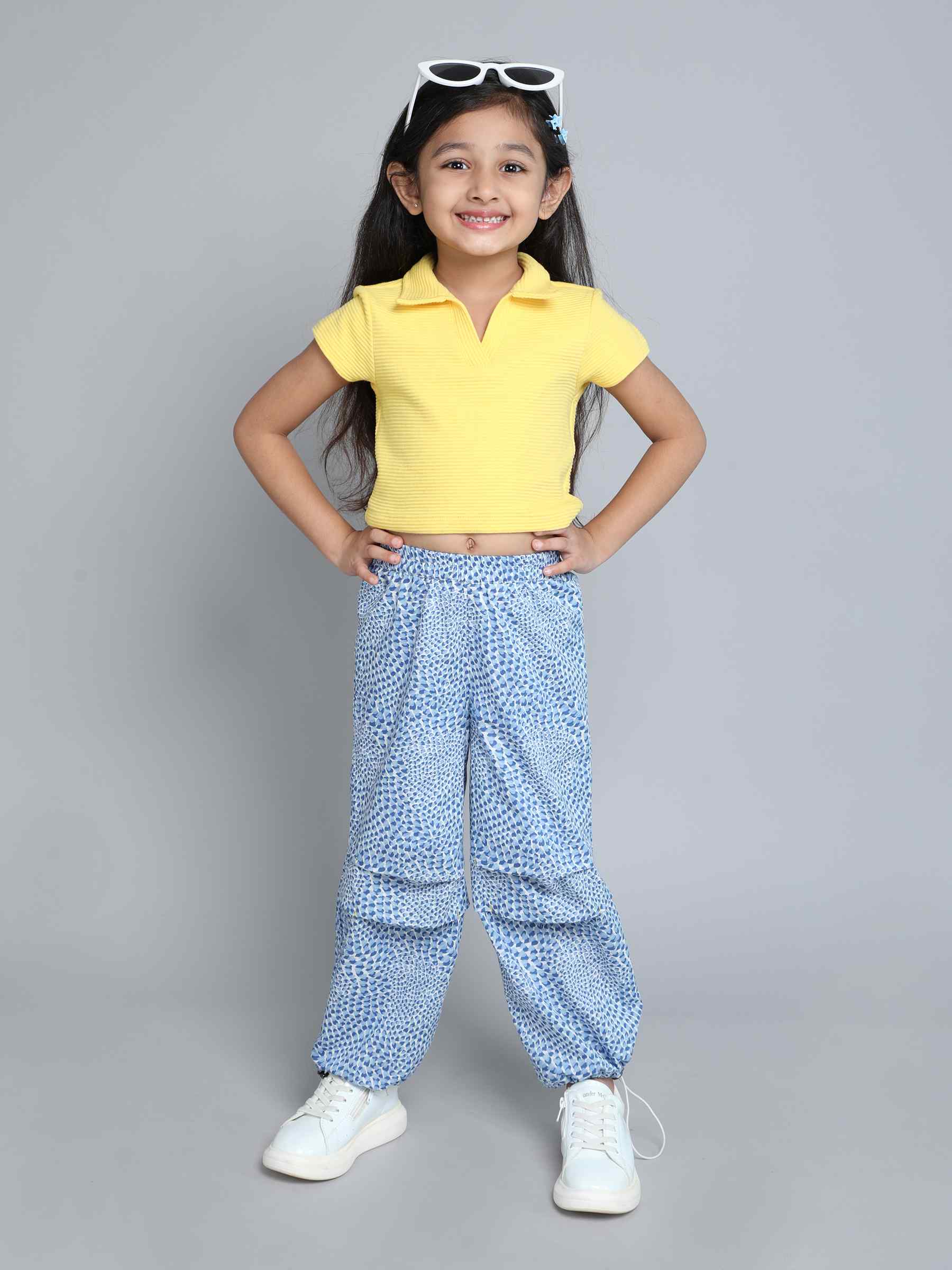 100% cotton caps sleeve collard top with loose fit parachute cargo pant set - Yellow / Blue