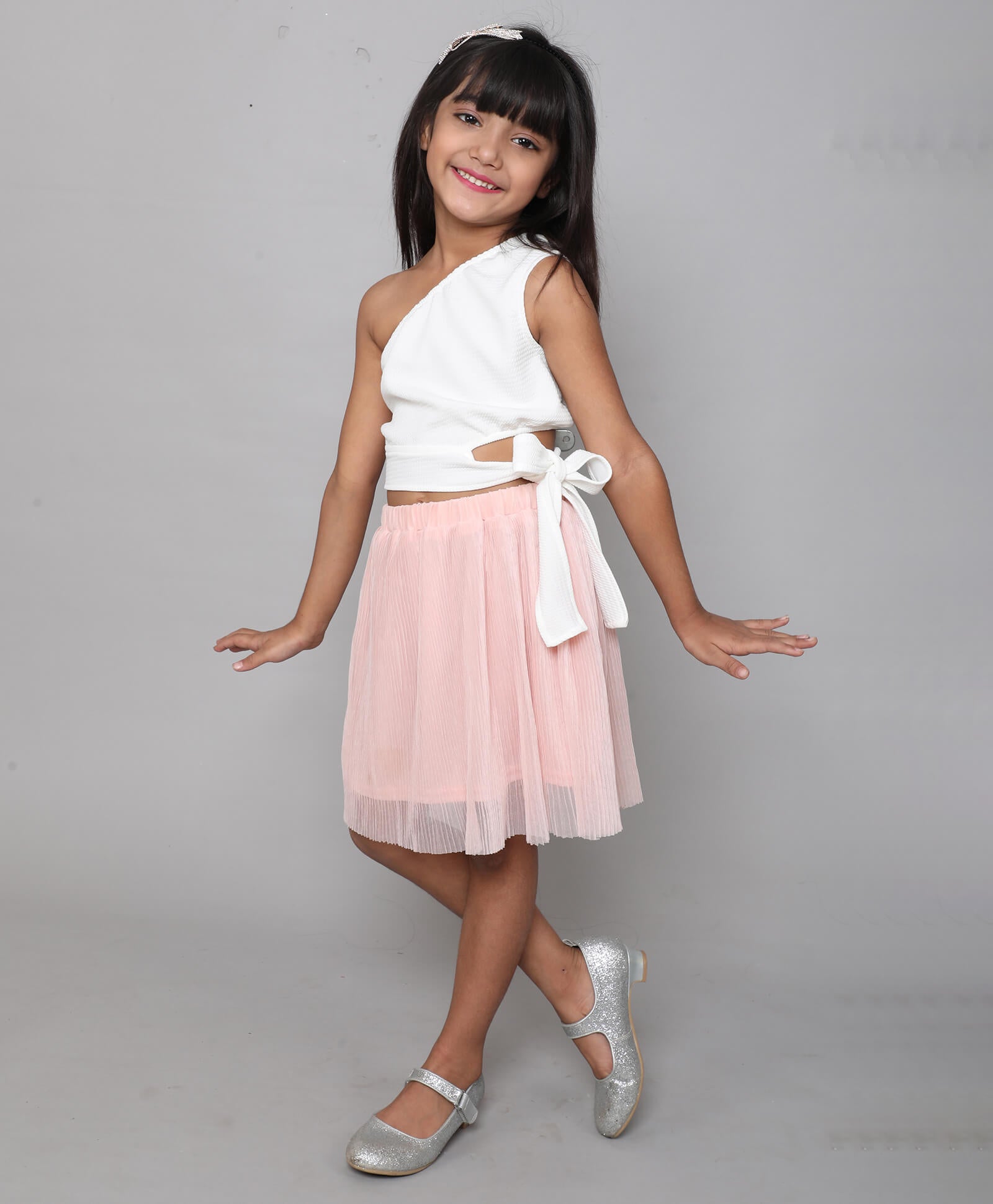 Taffykids one shoulder tie-up crop top with pleated skirt set-White/Pink