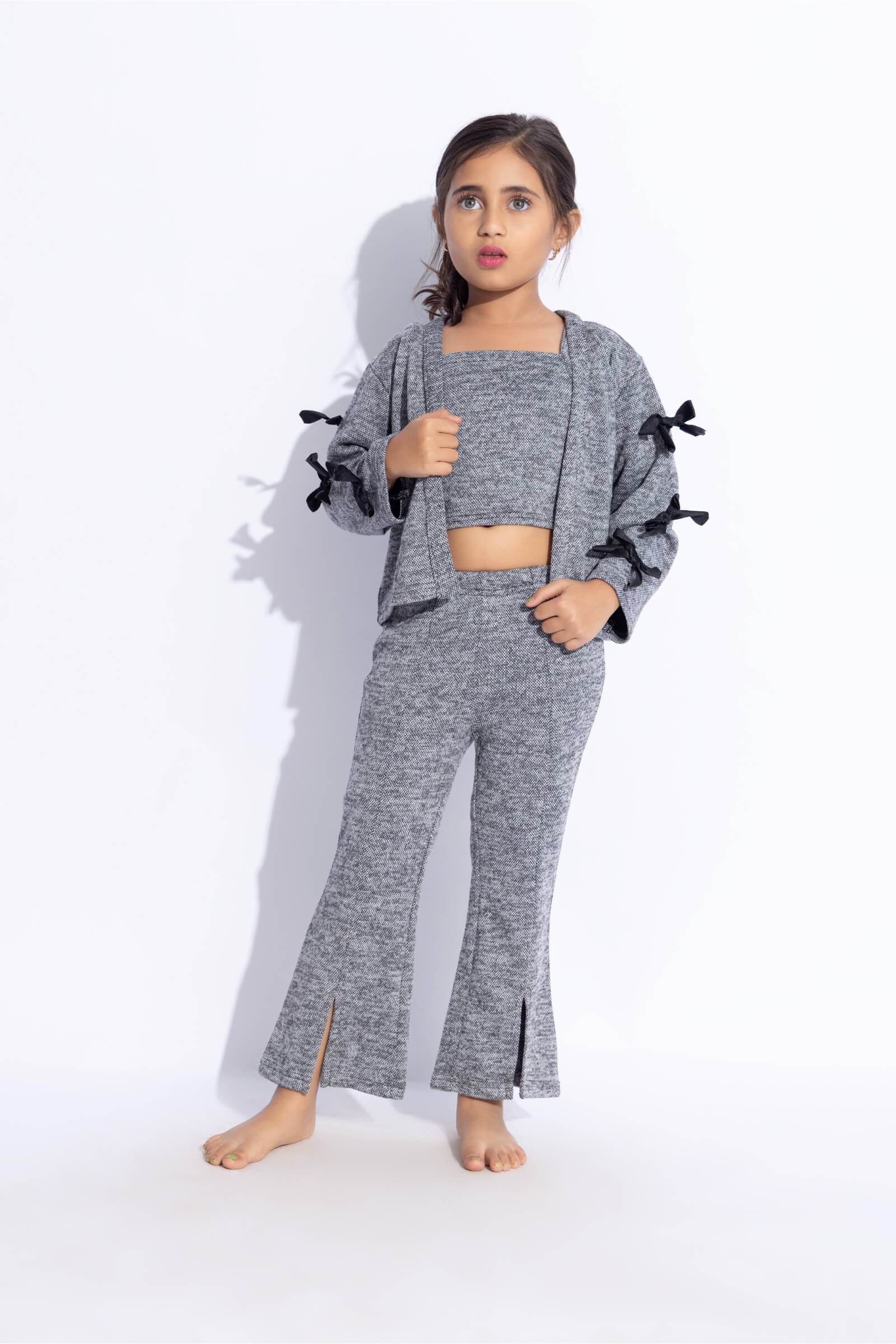 Bow detailed Full sleeves shrug with slit detailed pant and inner set-Grey