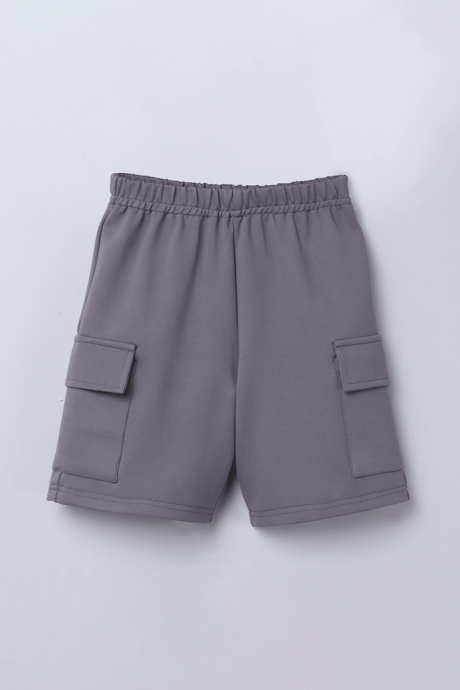 Solid knee length cargo shorts-Grey