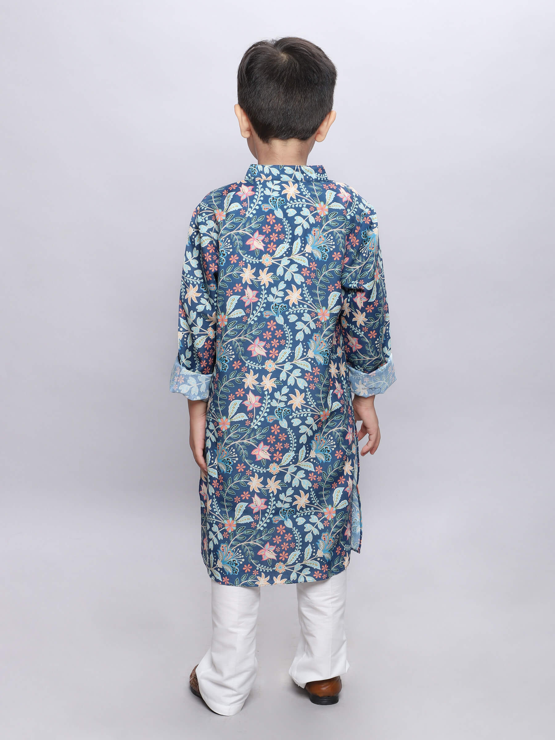 floral printed kurta pyjama set