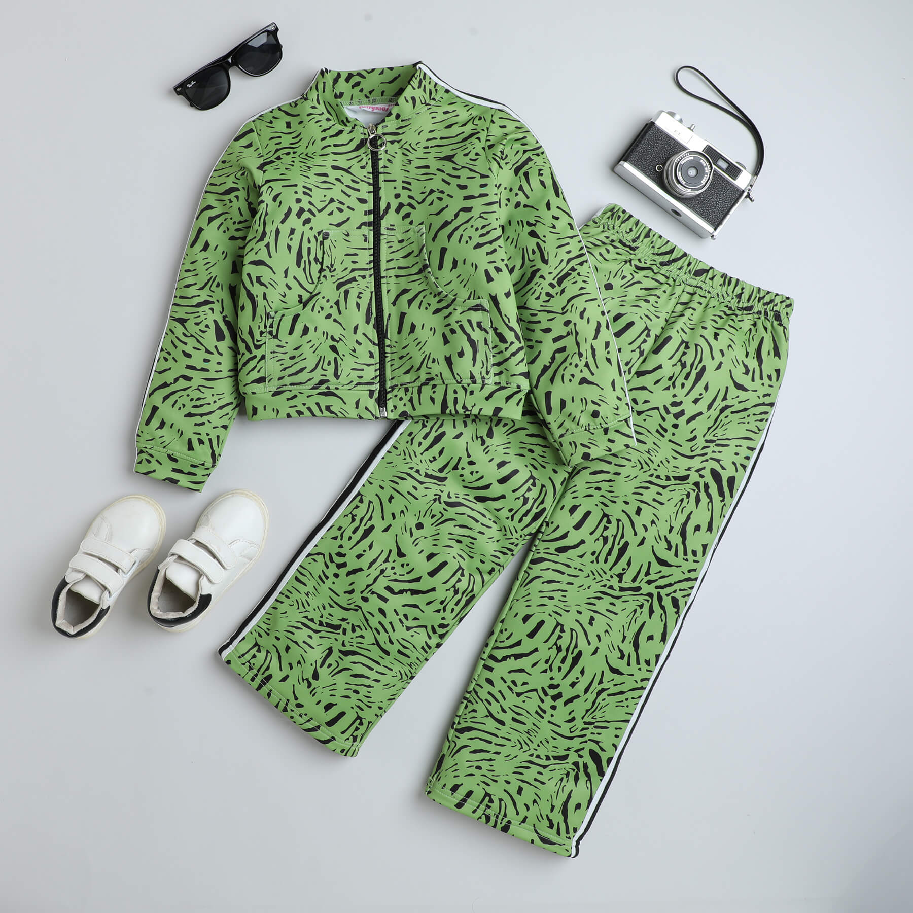 Animal printed tape detail full sleeves zip up jacket with matching pant set-Green/Multi