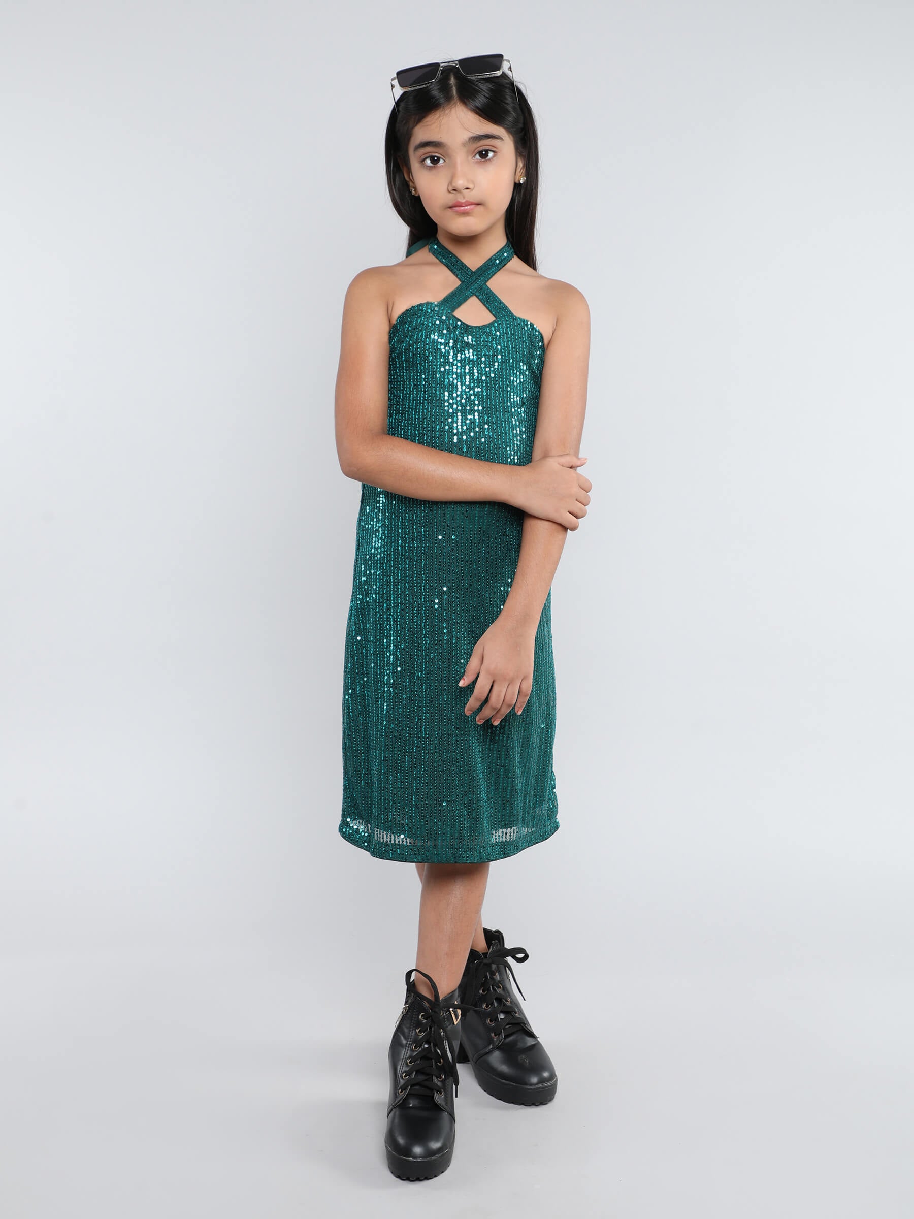 sequin embellished halter neck party dress-Green