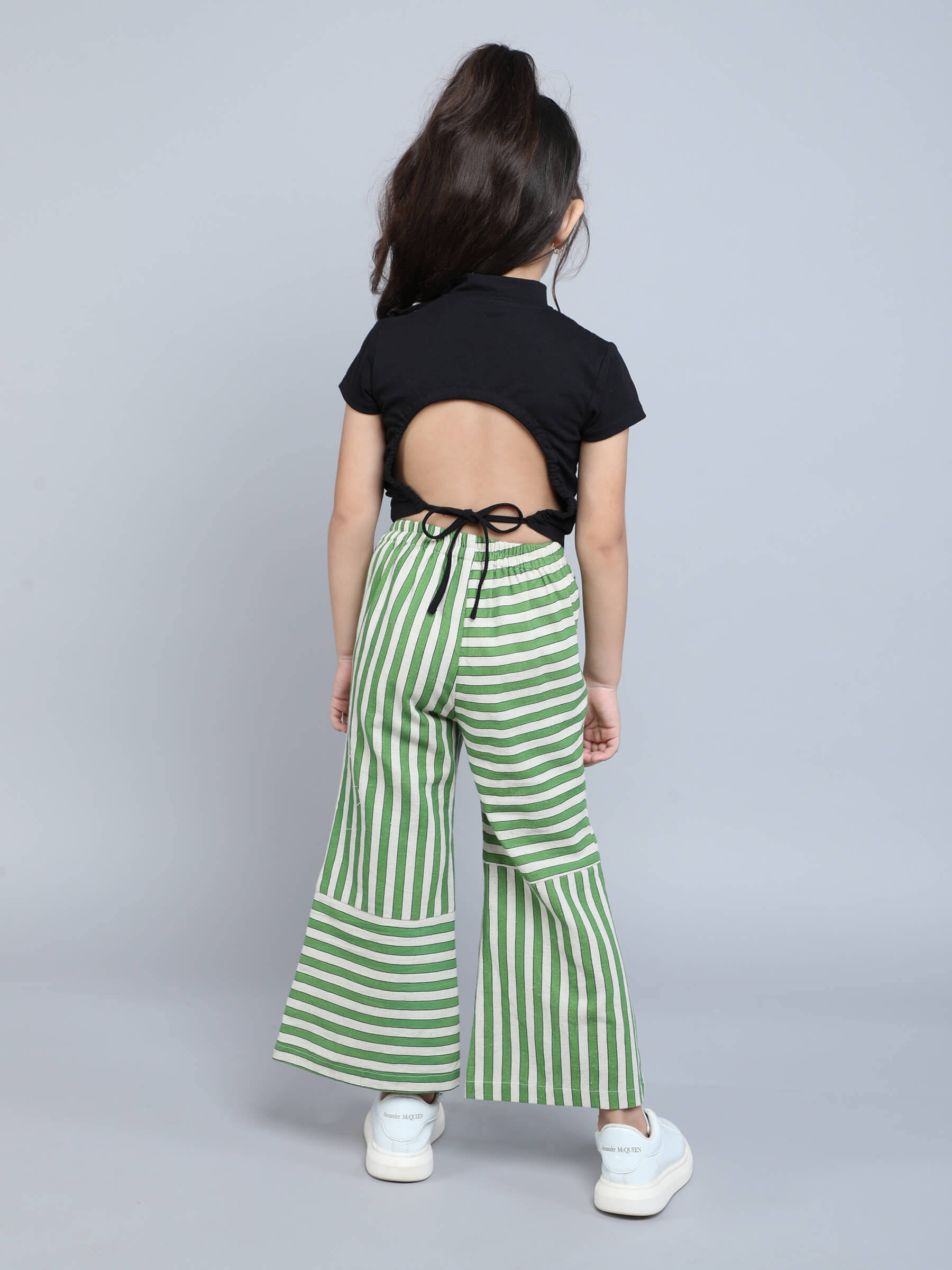 solid half sleeves backless tie-up crop top with Stripe printed pants set-Black/Multi