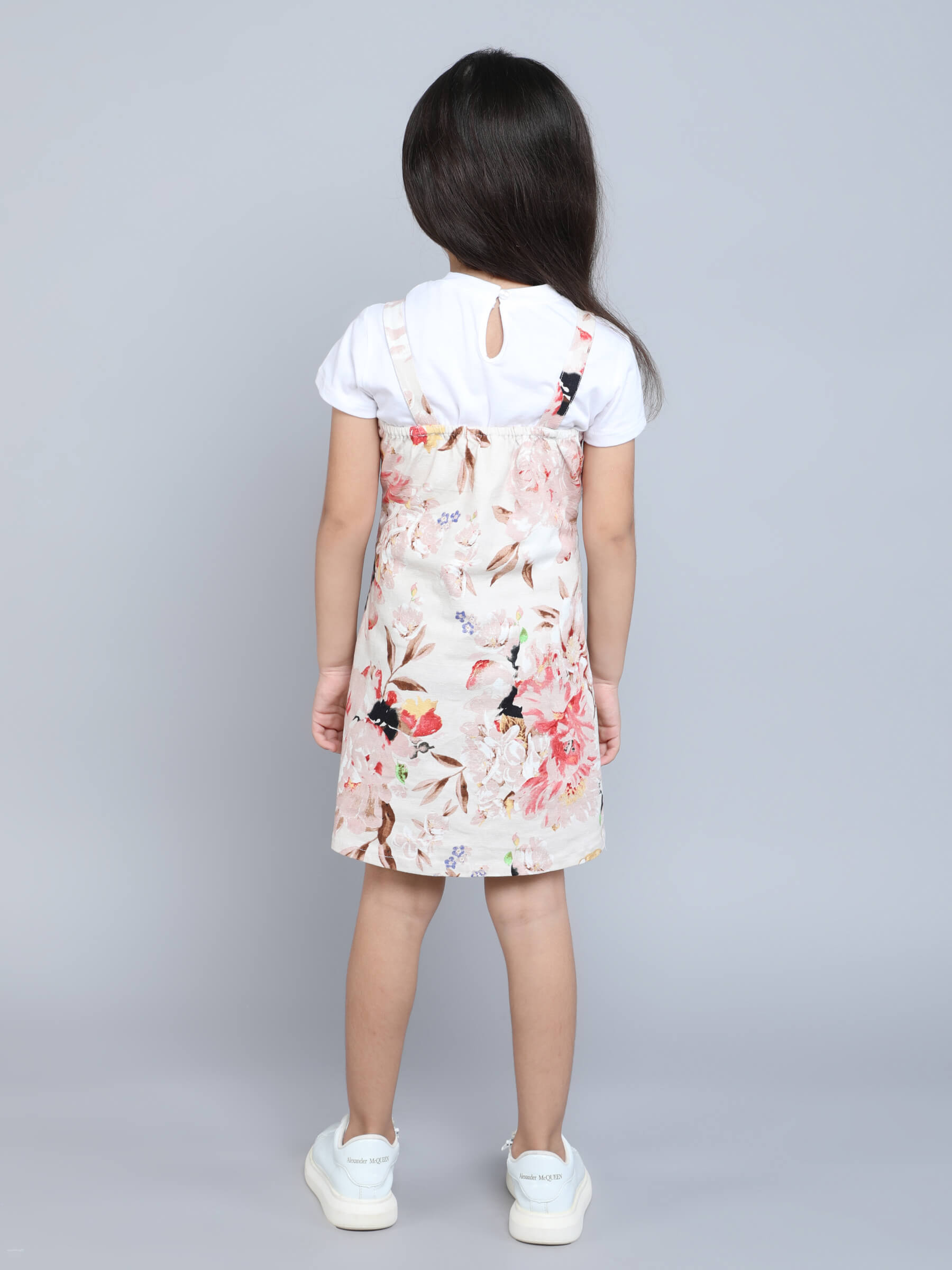 Floral Printed button detailed pinafore dress with Solid cap sleeves crop top-Beige/White