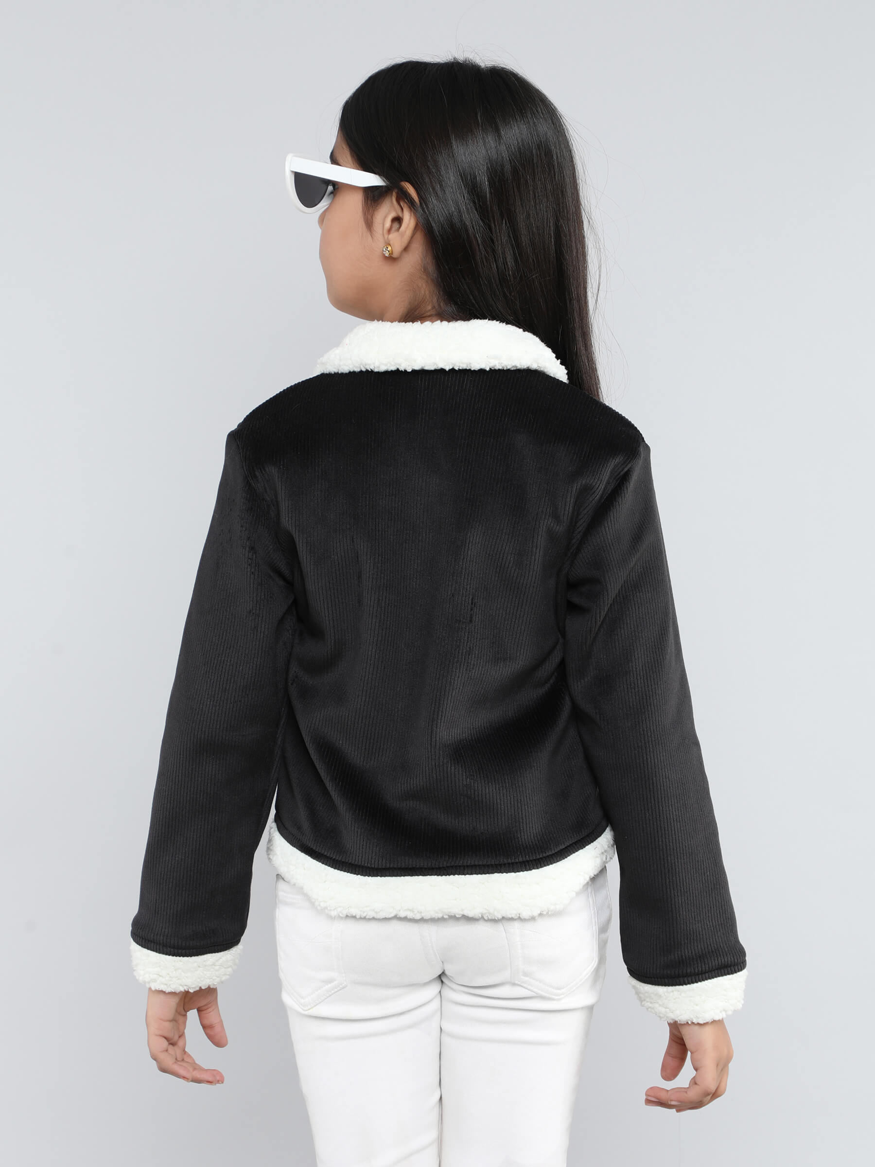 fur detail full sleeves lapel collar crop winter jacket-Black/White