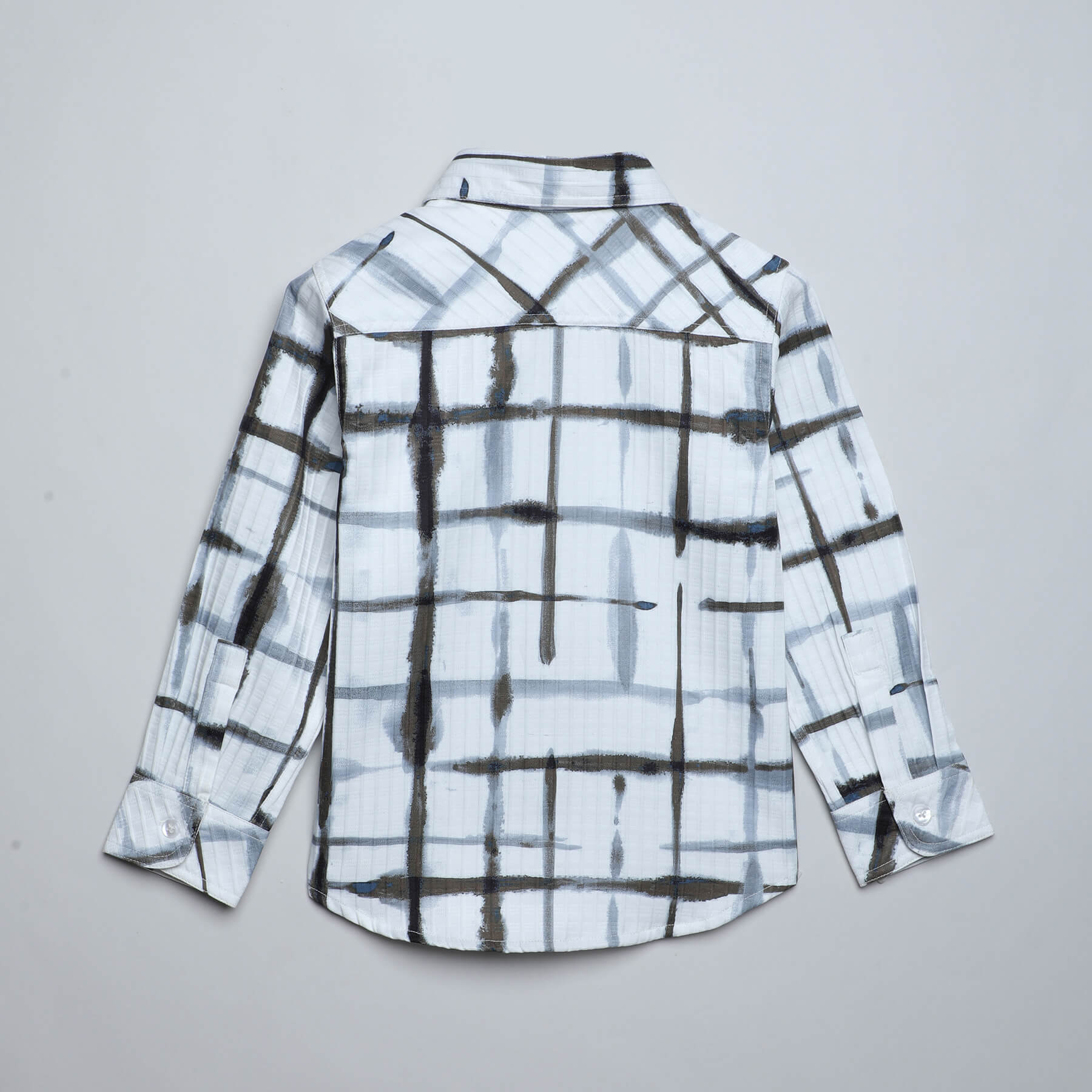 full sleeves checkered shacket with pocket details-White & Brown