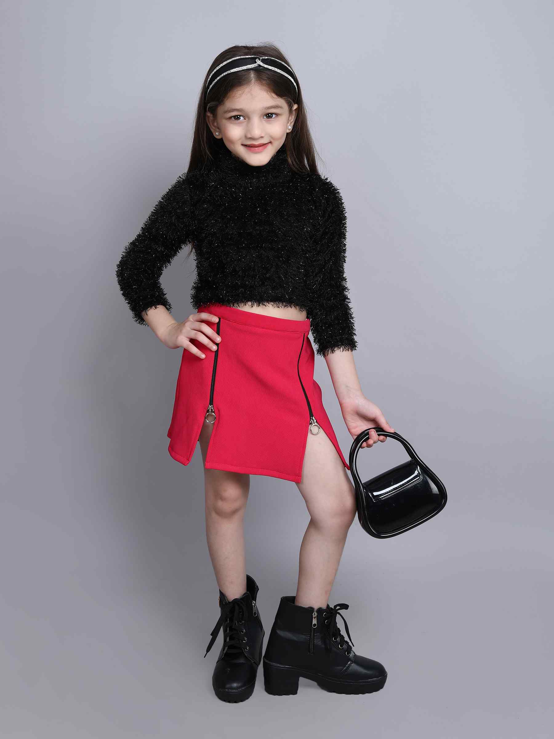 lurex fur full sleeves turtle neck party crop top and zipper detail slit skirt set-Pink/Black