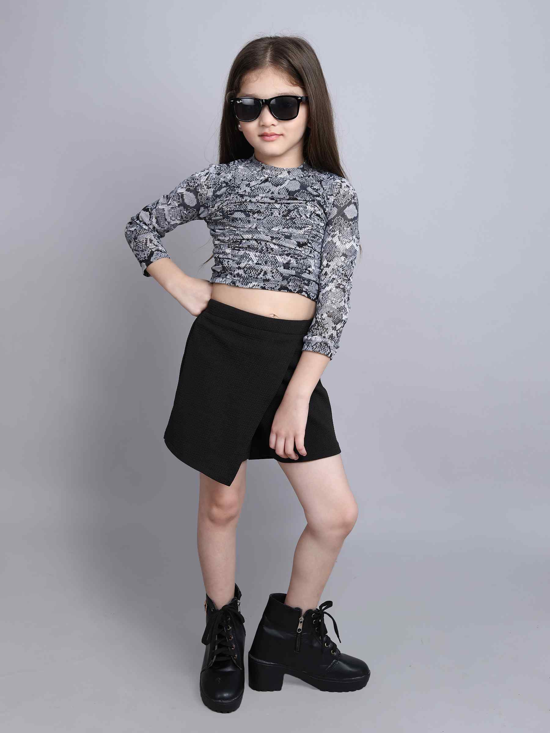 animal printed full sleeves ruched crop top and solid skort set-Black/Grey