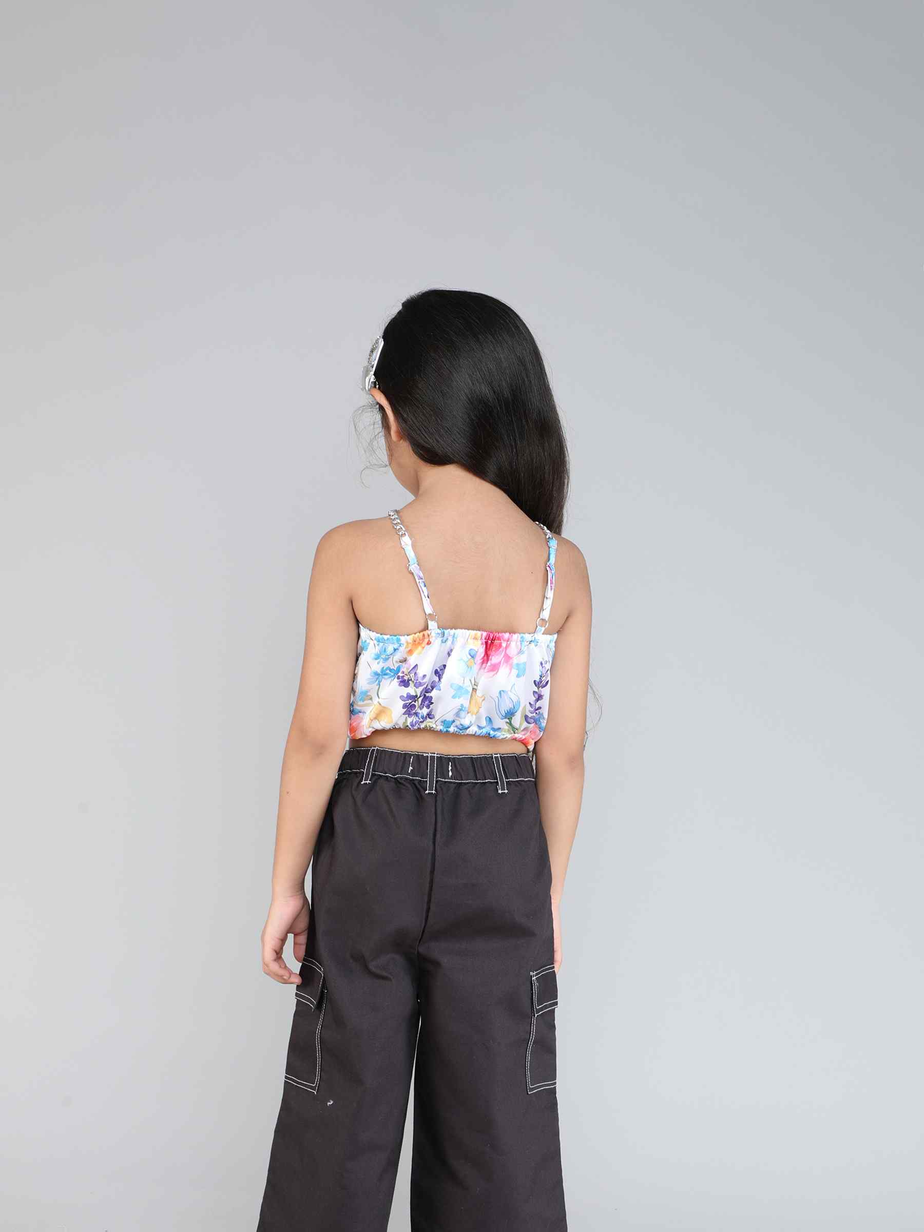 floral printed chain halter neck crop top-White/multi