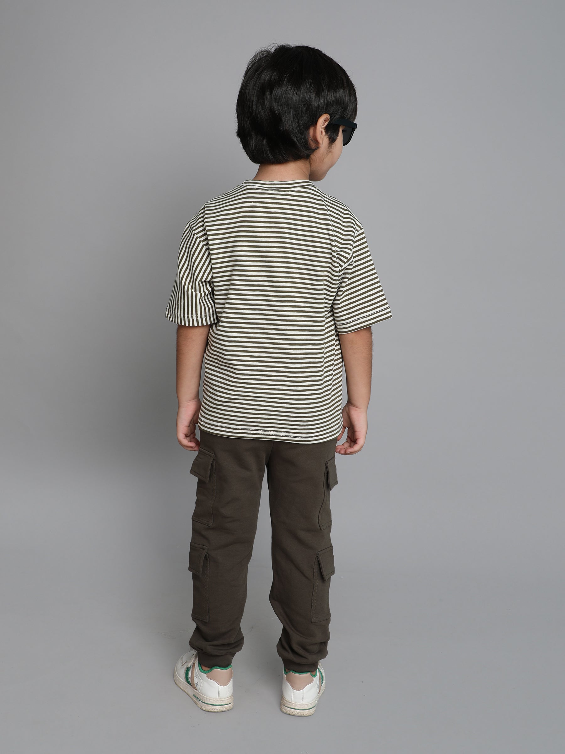 Yarn dyed stripes half sleeves Tee with Pocket detail cargo jogger pants set-Olive