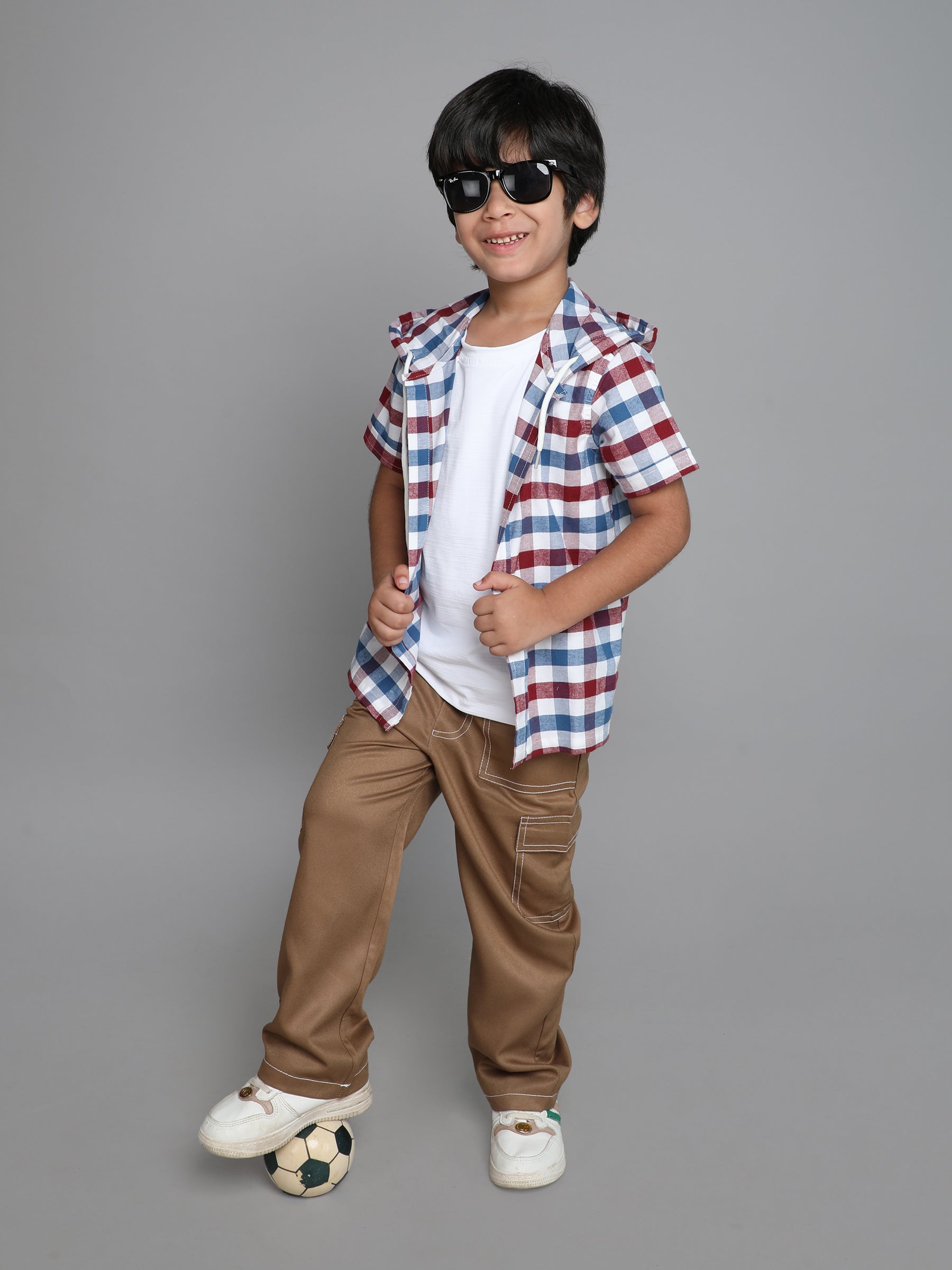 checks yarn dyed half sleeves hooded shirt with attach tee and solid cargo pant set-Multi