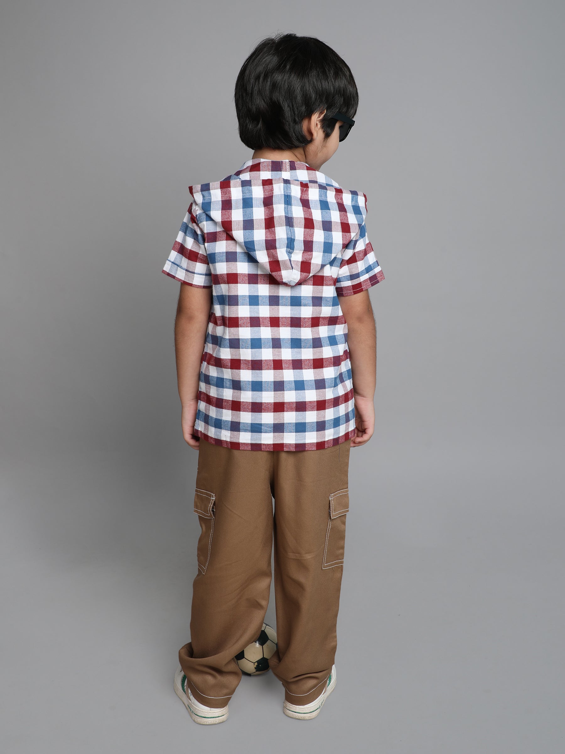 checks yarn dyed half sleeves hooded shirt with attach tee and solid cargo pant set-Multi