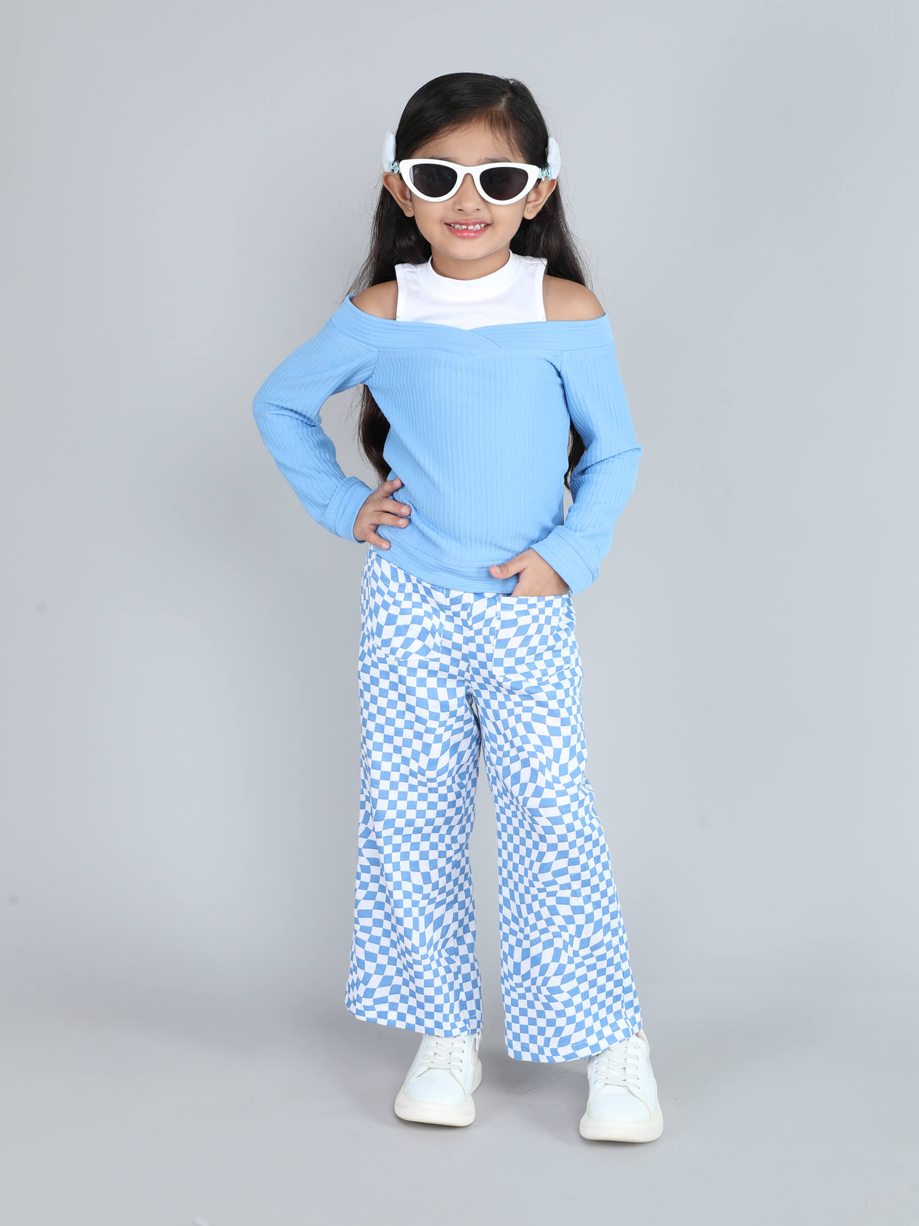 color block off- shoulder rib top and checkered pattern pant set-Blue/white