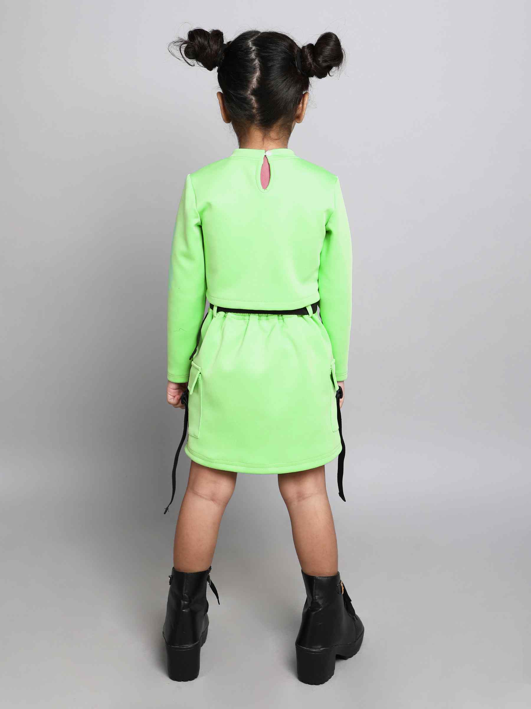 zipper detail full sleeves crop top and tape detail skirt set-Neon green