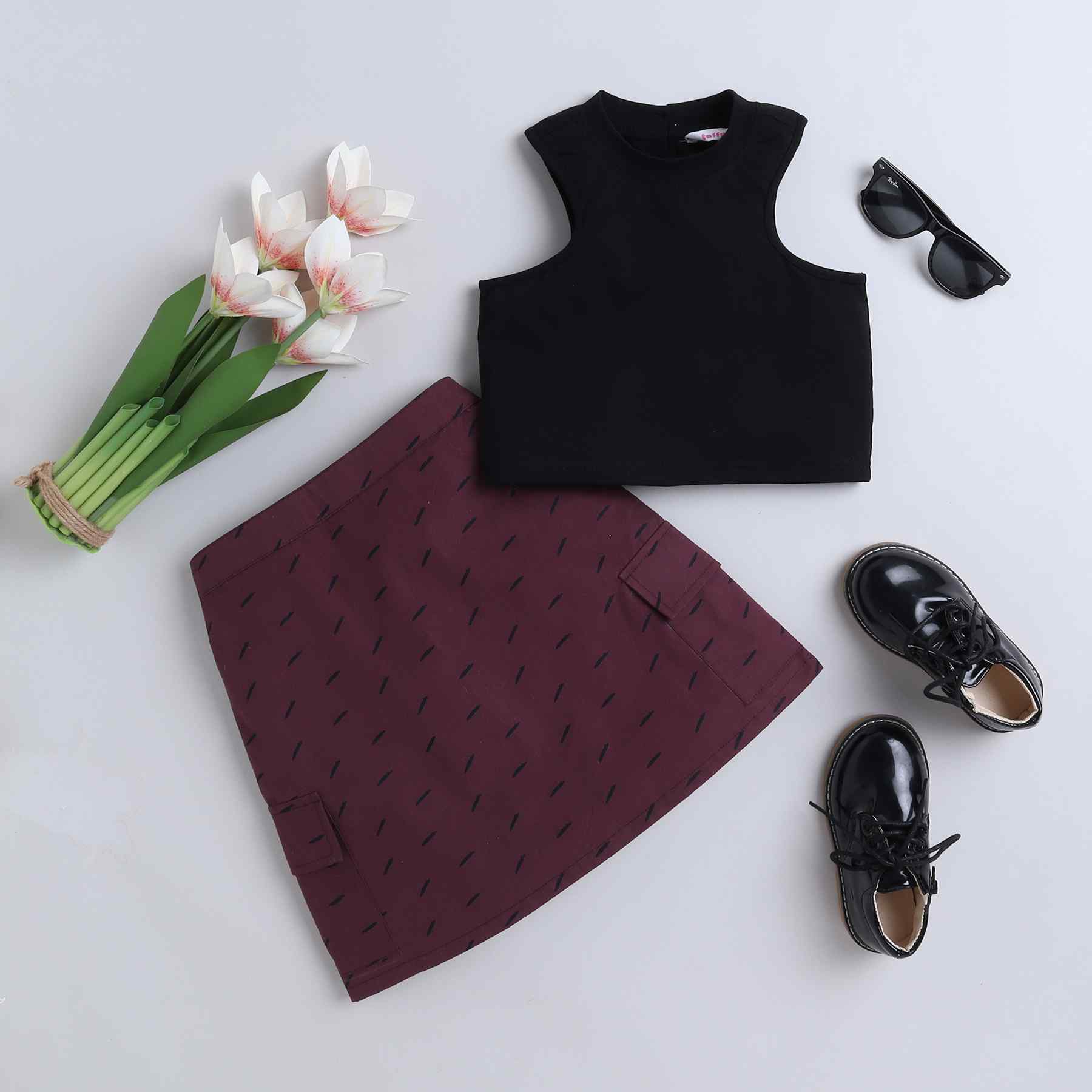 solid tank top with cargo skirt set - Black/wine