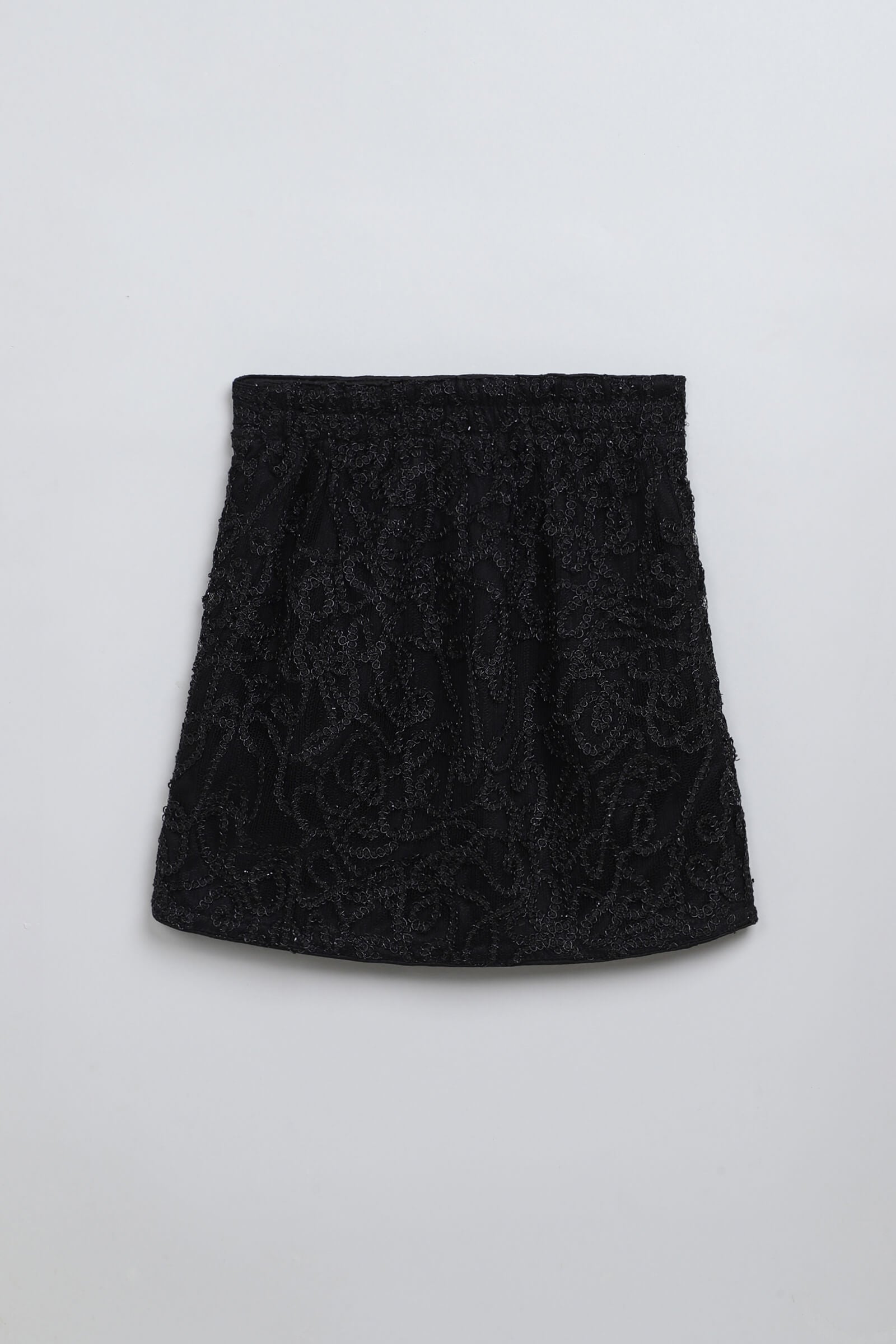 woven sleeveless rose detail crop top and skirt set-Black