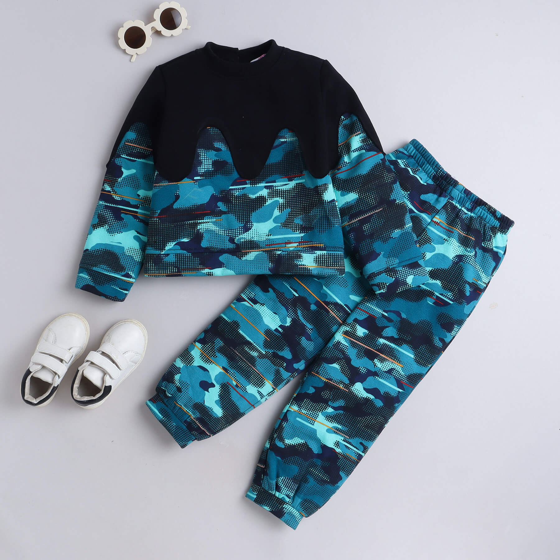 color block full sleeves Sweatshirt and joggers set - Multi