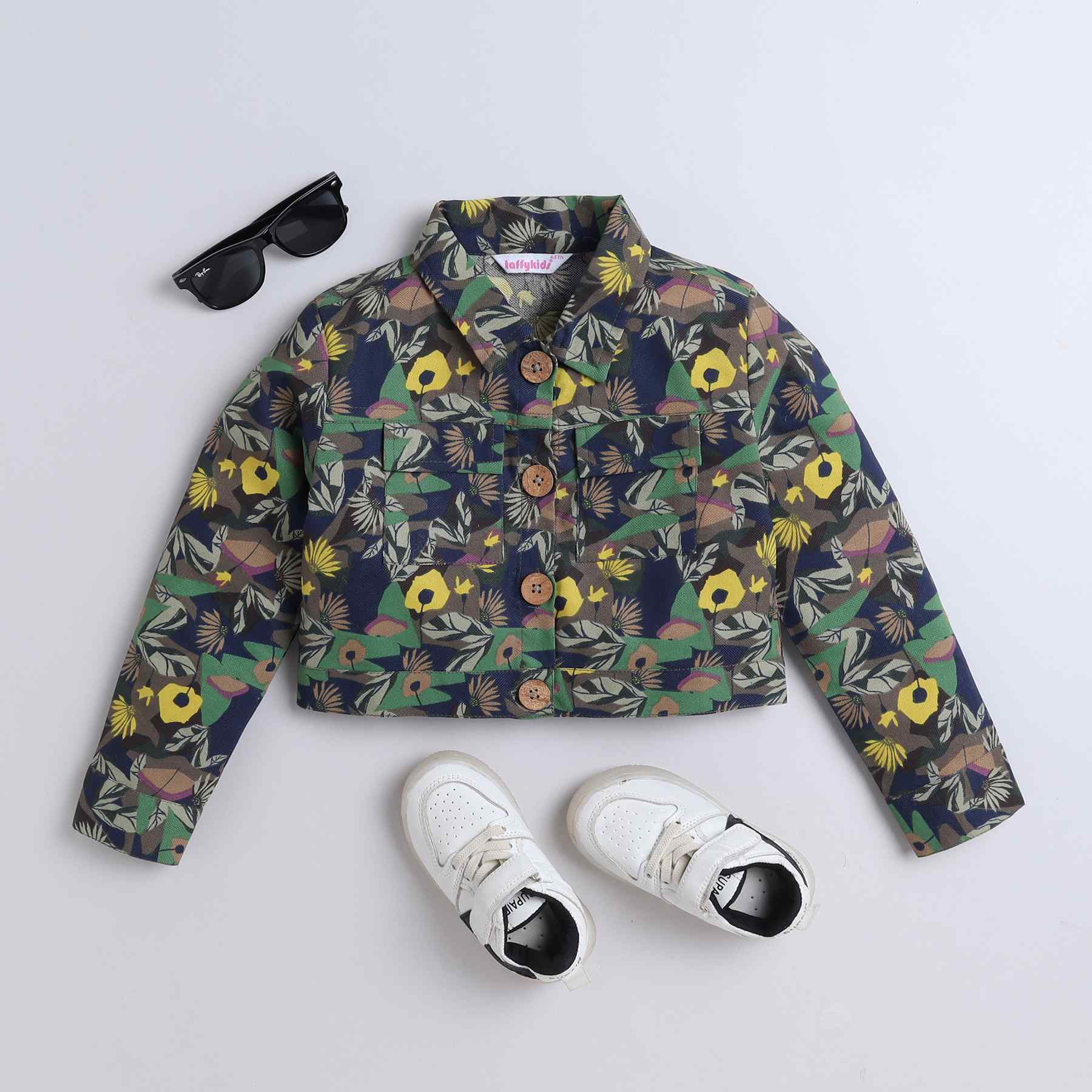 tropical printed full sleeves pocket detail crop jacket-Multi